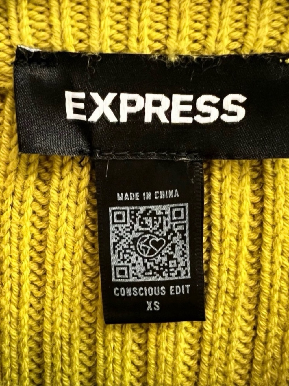 Express Crewneck Sweater Size
XS Bundle of 3 Olive Green, Yellow and Burgundy - Picture 5 of 16